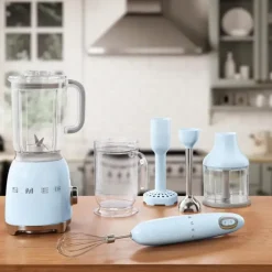 Smeg Sauvasekoitinsetti, Vaaleansininen