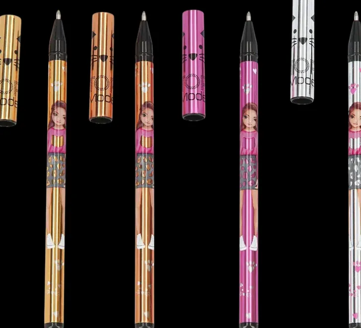 Topmodel Metalligeelikynat